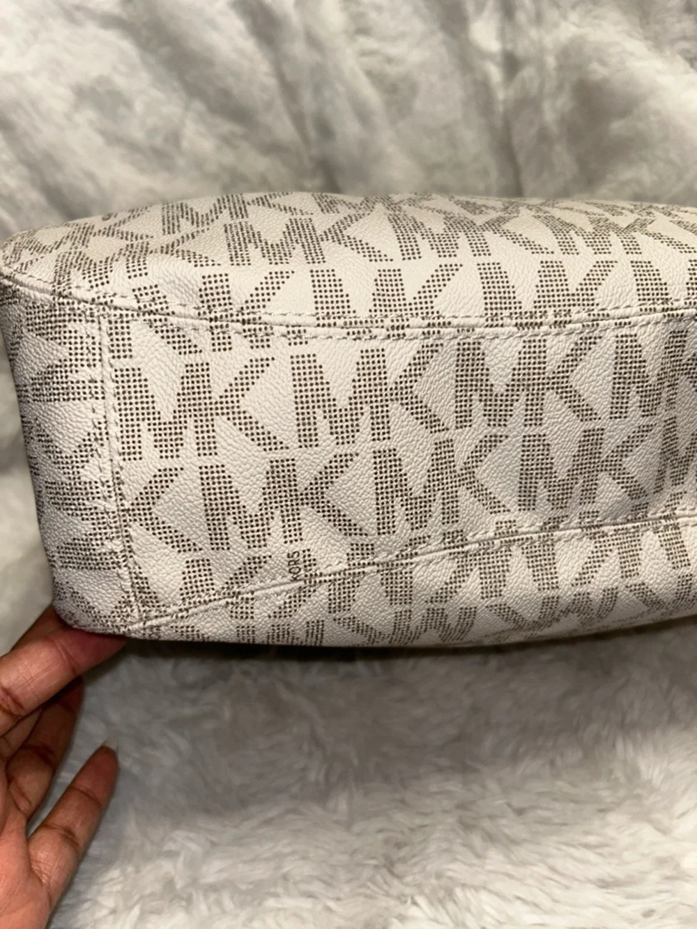 Michael Kors Fulton Monogram Logo‎ Shoulder Bag
